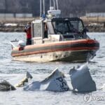 충돌방지 경보 안울렸나…”美여객기, 고도 낮았기 때문”