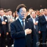 李대통령, 취임후 첫 호남행…”빛의 혁명 어머니” 텃밭민심 끌어안기