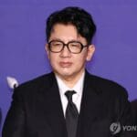 경찰, 하이브 본사 압수수색…방시혁 ‘부정거래 의혹’ 정조준