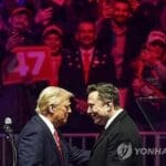 “트럼프냐 머스크냐 줄서라”…美정부효율부 알력 다툼