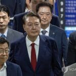 내란특검, ‘구속영장 유출 의혹’ 尹변호인에 25일 출석 요구