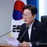 李대통령 “제헌절 공휴일 지정 검토…헌법정신 돌아보는 계기로”