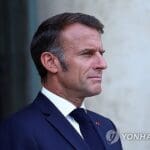 내각 총사퇴 위기 맞은 프랑스 정부…마크롱의 선택지는