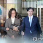 李정부 첫특사에 조국 부부·윤미향…정치인 대거 포함·재계도